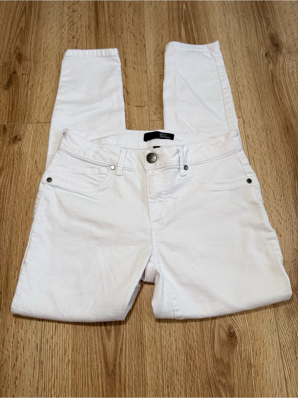 1822 Denim White Skinny Jeans